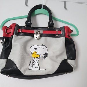 Bradford Exchange Leather Snoopy purse